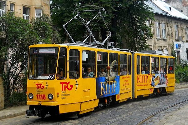 У трамваях Львова збільшили кількість контролерів