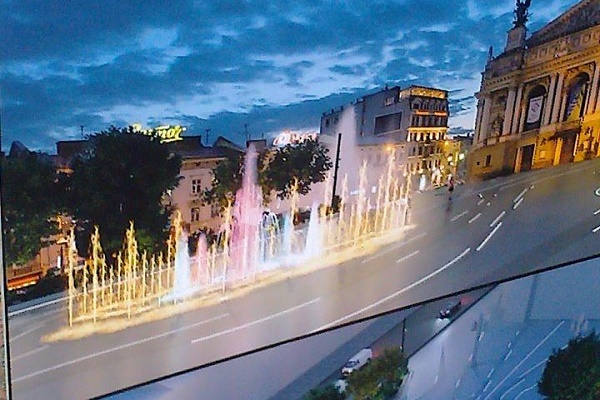 Обіцяного три роки чекають, або чому у Львові досі не встановили новий фонтан на проспекті Свободи