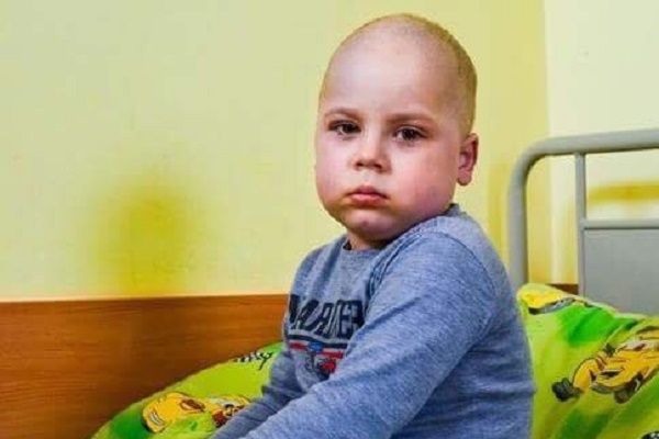 Львів'ян просять допомогти врятувати трирічного хлопчика