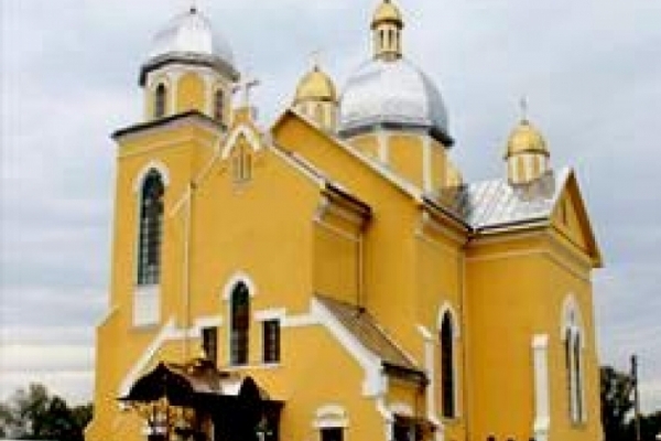 На Самбірщині освятили новозбудовану церкву