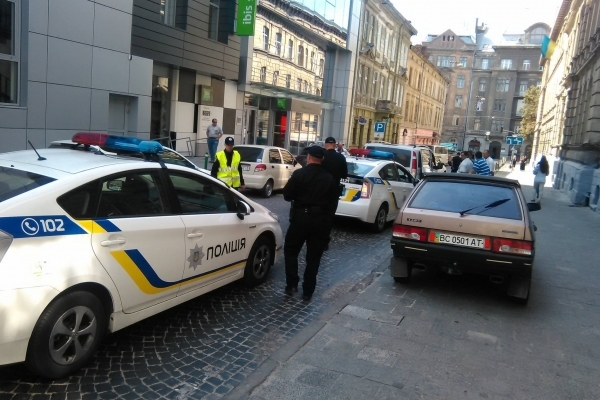 Львівські патрульні зупинили за вісім діб 57 п’яних водіїв