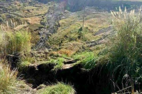 Внаслідок землетрусу на Львівщині утворилося провалля глибиною 50 метрів