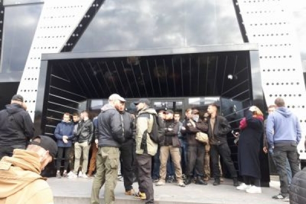 Львів’яни та активісти закликають не допустити «концерт на крові»: вхід у клуб 
