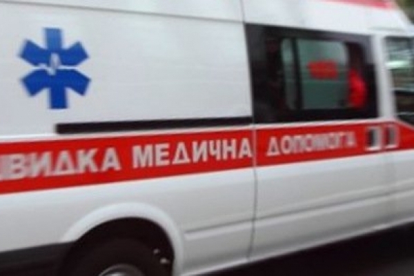 У Львові 50-річна жінка випала з сьомого поверху та залишилась живою