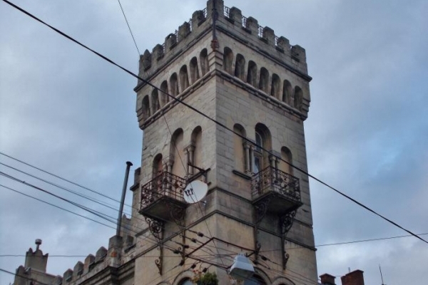 Більше 1 млн грн витратять на реставрацію балкону будинку Сосновського