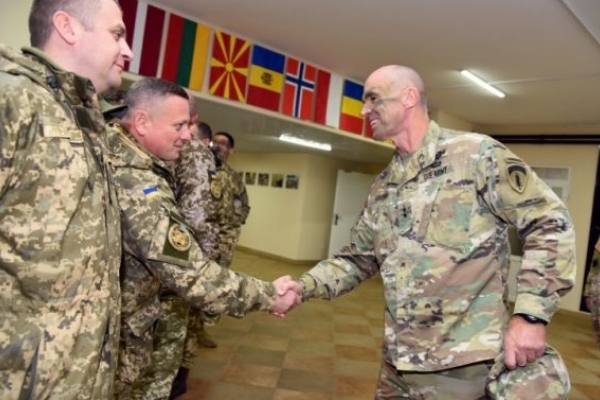 Генерал зі США відзначив високий рівень підготовки військових на Львівщині
