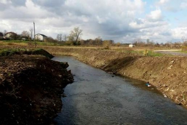 На Львівщині почистили русло річки Солониця