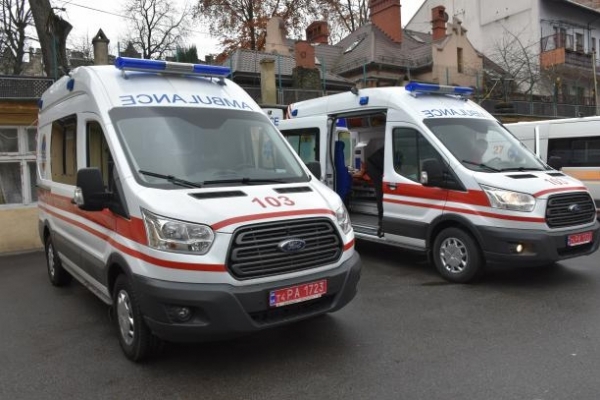 Нові «швидкі» отримав Львівський обласний центр екстреної медичної допомоги