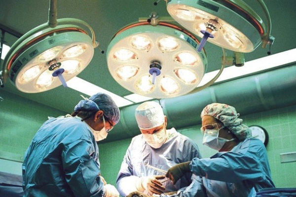 У Львові польські кардіологи провели майстер-клас з малоінвазивних операцій на судинах серця