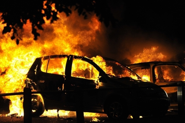 Упродовж доби на Львівщині ледь не згоріли три автомобілі