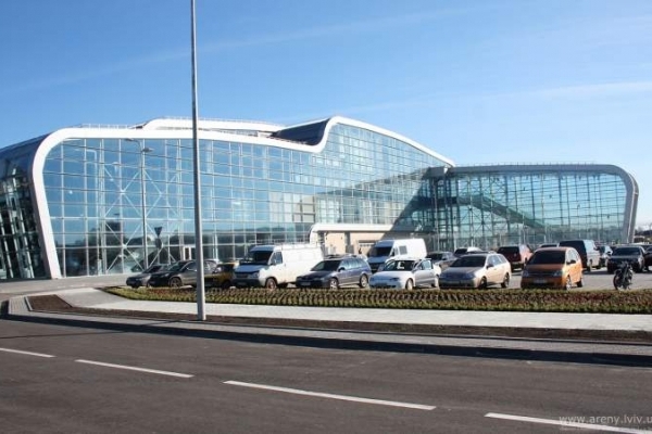 У Львівському аеропорті кількість рейсів збільшилась на 30%, пасажиропотік – на 50%