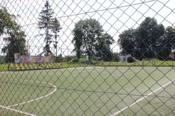 На Львівщині збудують 18 нових футбольних полів