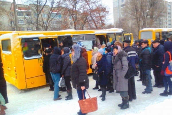 У Львові майже половина маршруток не виїхала на рейс у переддень Нового року