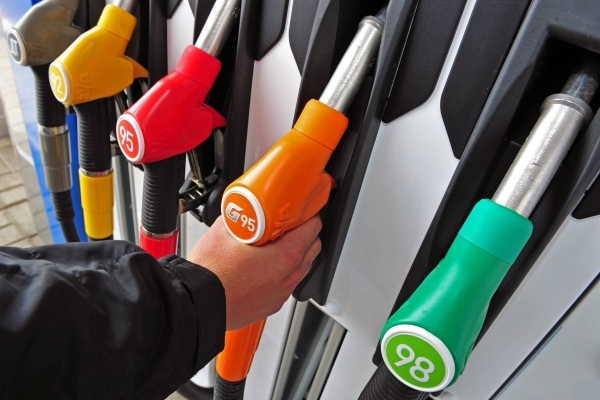 Вартість бензину знову зросла. Актуальні ціни на 15 січня