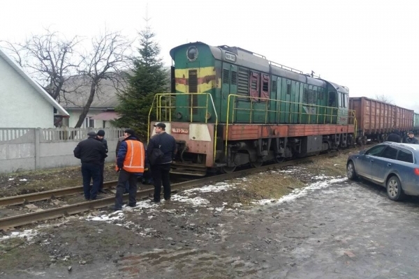 У Раві-Руській дизельний локомотив тяжко травмував 12-річного хлопчика (Фото)