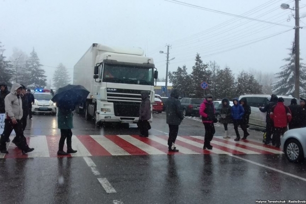 Акції протесту біля 4 пунктів пропуску на кордоні з Польщею завершилися – МВС