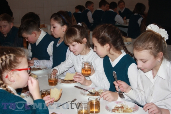 До кінця року більшість школярів Львова складатимуть меню в їдальнях