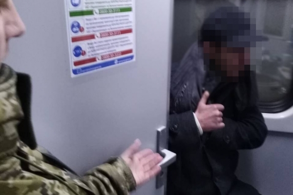 Житель Львівщини намагався доїхали до Вроцлава без документів у туалеті потяга