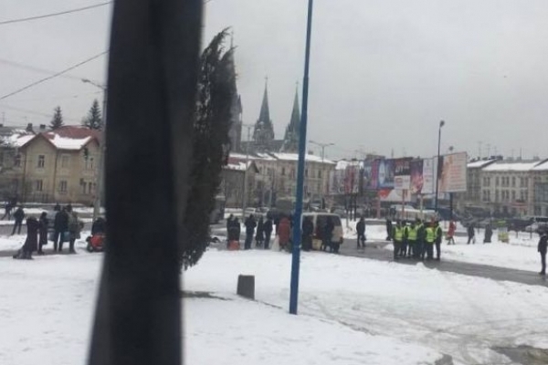 Поліція розігнала у Львові стихійних торговців