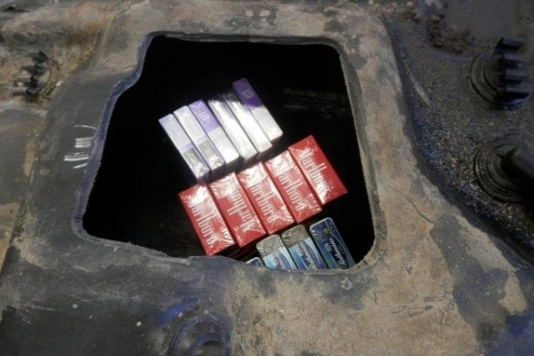 На кордоні з Польщею затримали мешканця Львівщини з 360 пачками цигарок