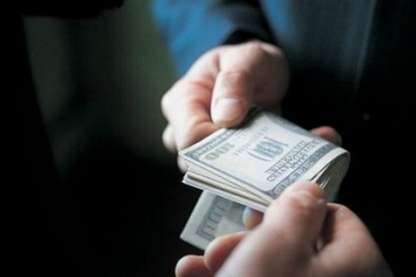 На Львівщині оперуповноваженого кримінальної поліції затримали на хабарі у $300 (Фото)