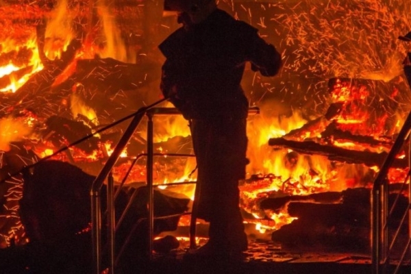 На Львівщині через спалювання сухої трави оштрафували майже 100 людей