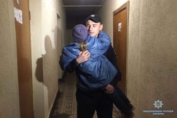 На Львівщині знайшли 7-річну дівчинку, яка дві доби тому зникла на фірі з сусідом