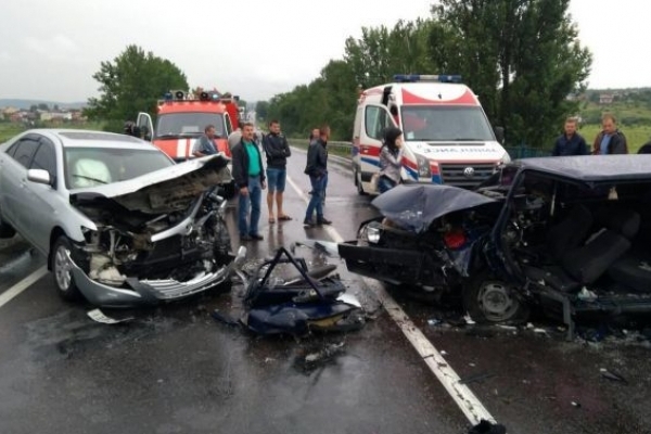 Семеро людей травмувалися в п’ятницю на Львівщині внаслідок ДТП