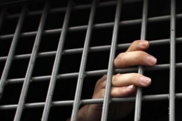 Нелюда зі Львівщини ув’язнили на 11 років за зґвалтування дитини