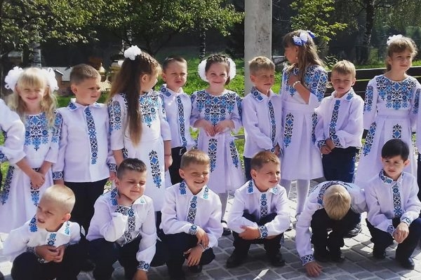 На Яремчанщині першокласники ходитимуть до школи у вишиванках