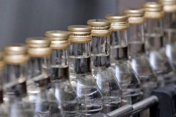 Поблизу Червонограда припинено роботу підпільного цеху з виготовлення фальсифікованого алкоголю