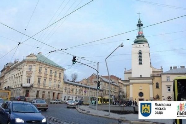 У центрі Львова вже другий день не працює світлофор