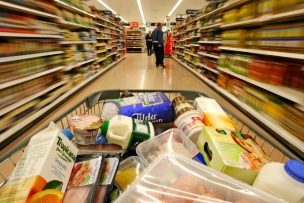 Як нас дурять супермаркети: 10 хитрощів, про які варто знати
