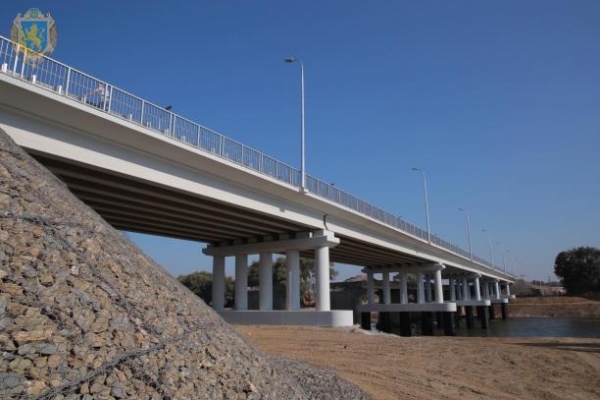 Міст через Дністер: на Львівщині завершили реконструкцію мостового переходу