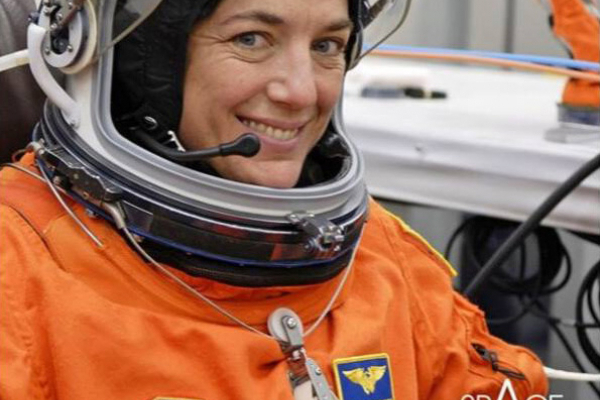 На Львівщину приїде американська астронавтка з українським корінням