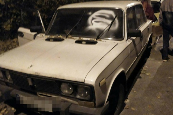 Як у Львові троє підлітків пошкодили автомобілі