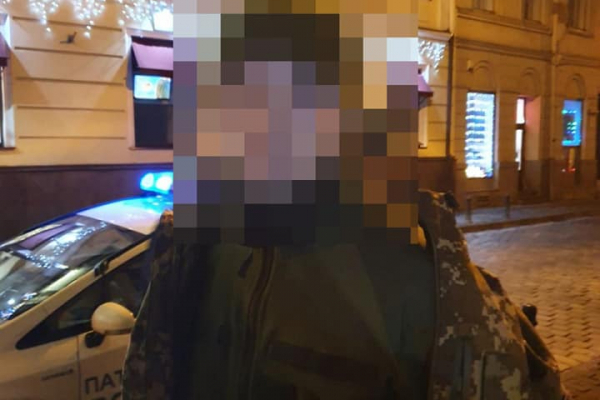 У Львові 18-річний юнак стріляв на вулиці Коперника