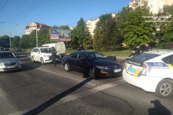 У Львові відшукали викрадений автомобіль