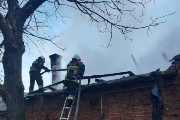 На Львівщині внаслідок пожежі постраждало двоє людей