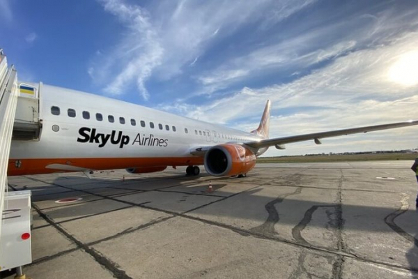 SkyUp літатиме зі Львова в польський Лодзь