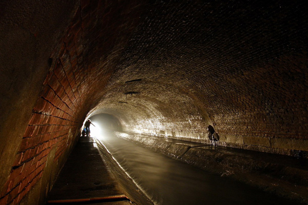 Львівські диґери виявили підземний тунель від ринку «Торпедо» до вулиці Щурата (Фото)