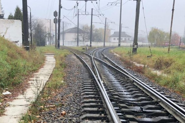 На Львівщині під колесами поїзда загинув невідомий чоловік