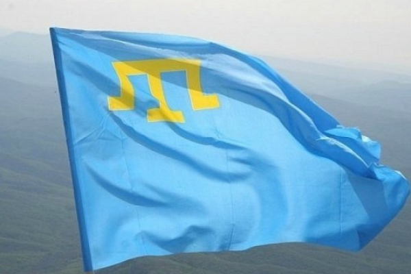 Перед львівською мерією підняли прапор кримських татар