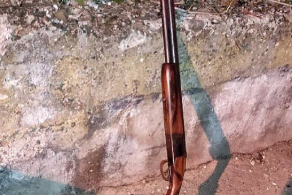 Житель Львівщини вирішив залякати сусідів пострілами з рушниці