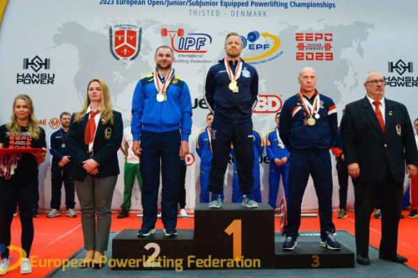 Львівський прикордонник виграв «срібло» чемпіонату Європи з пауерліфтингу