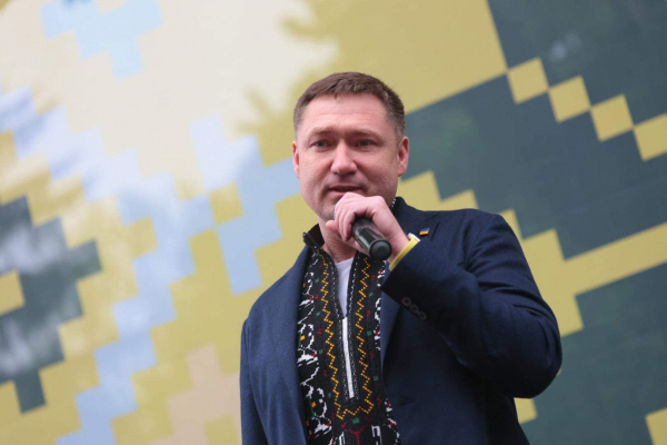 Максим Козицький: «Ми зробимо все, щоб наші діти мали можливість носити вишиванку як у Львові так і в Криму»