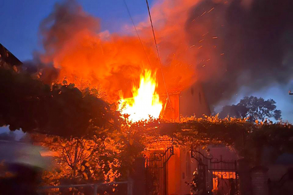 Трагедія у Самборі: у будинку згоріли матір та дитина