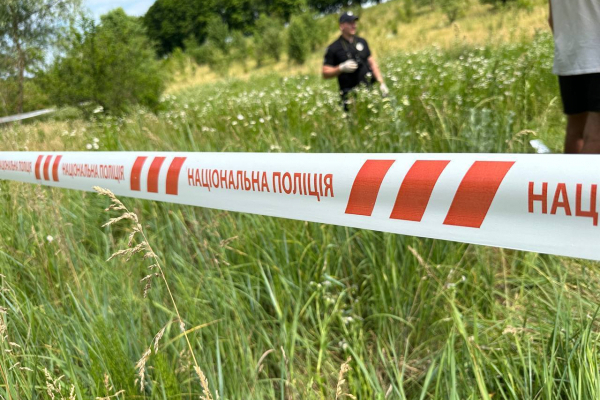 Чернівчанин зарізав жінку у лісосмузі на Львівщині