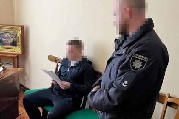 «Смотрящий» за колонією на Буковині організував онлайн-«сходку» з іншими кримінальними авторитетами прямо у в'язниці