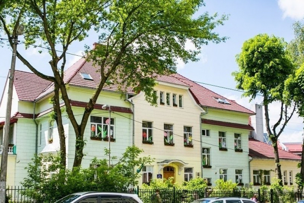 У Львові відремонтують школу, пошкоджену внаслідок ракетного удару
